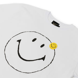 WHITE SMILE TEE