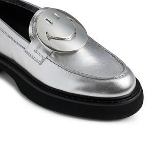 SILVER SMILE LOAFER